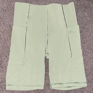 Offline by Aerie Women’s High-Rise Athletic Bike Shorts in Sage Green w/pockets